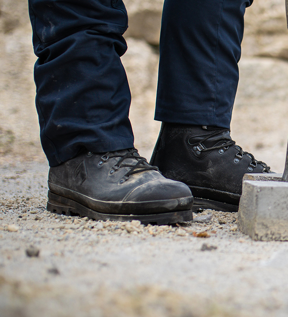 HAIX Climber, Your job takes you high up. Your Climber keeps